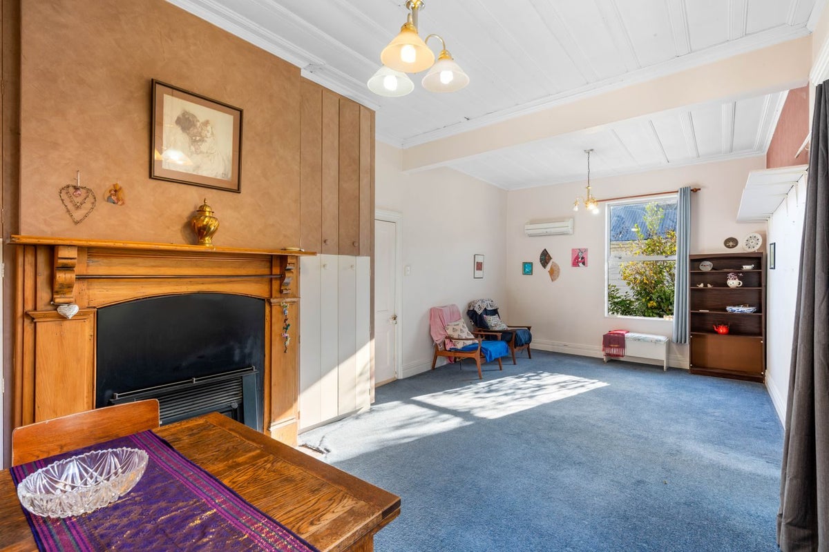 21 Baldwin Street, North East Valley, Dunedin - Carousel 2