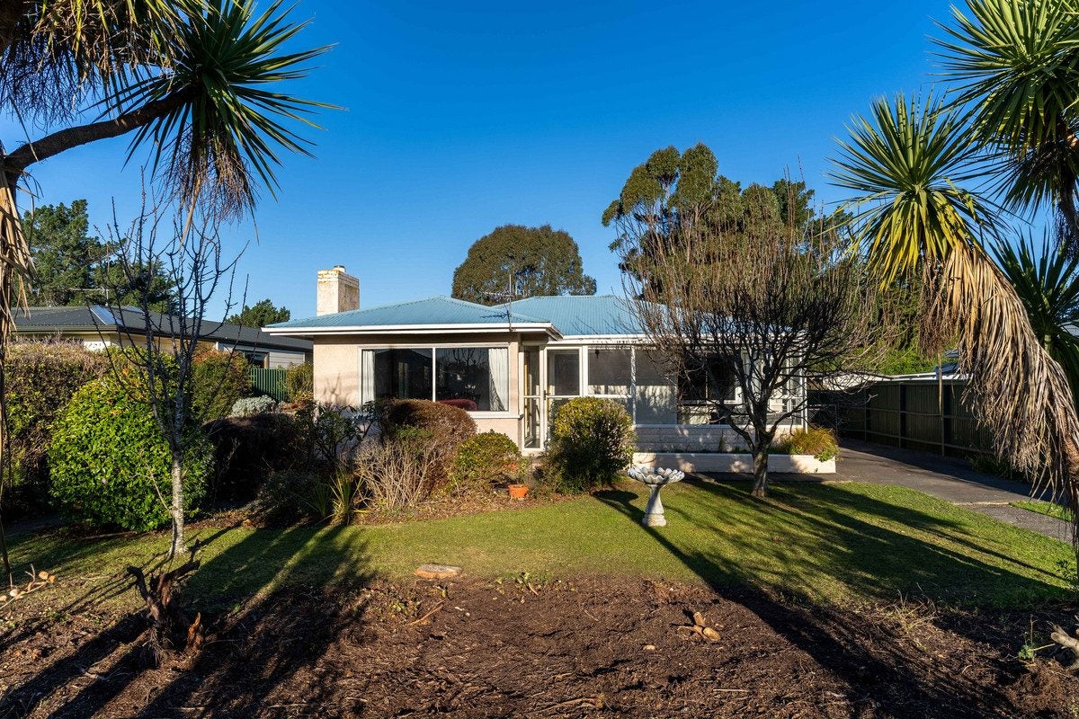 17 Viscount Road, Waldronville, Dunedin - Carousel 1