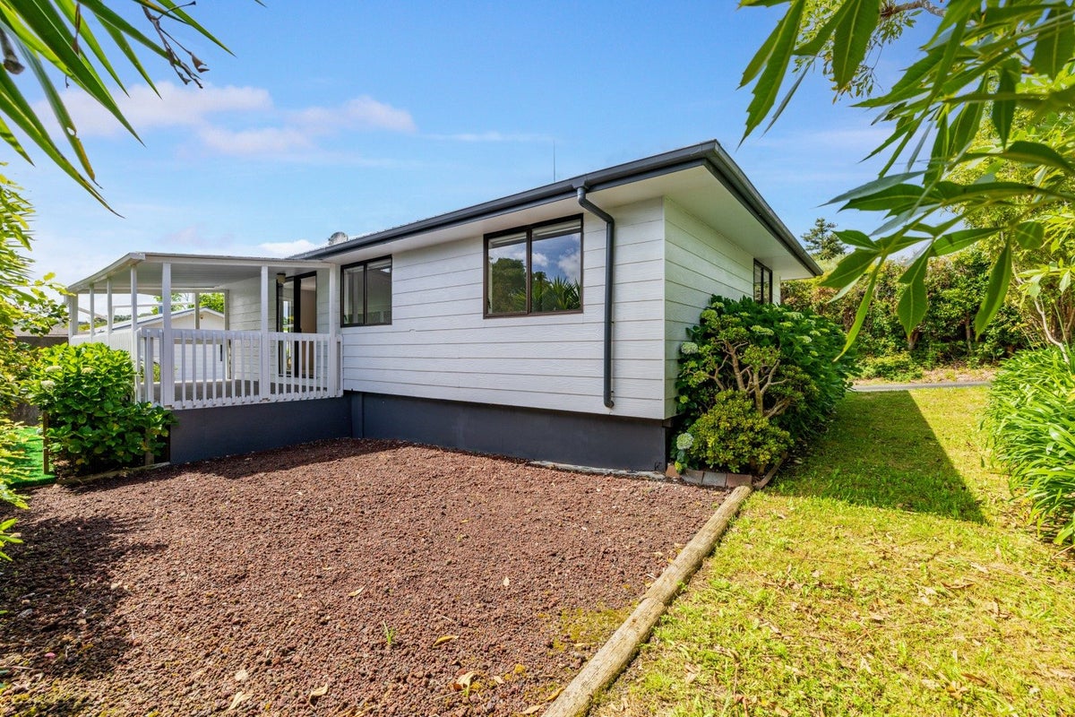 2/6 Wech Drive, Warkworth, Auckland - Carousel 2