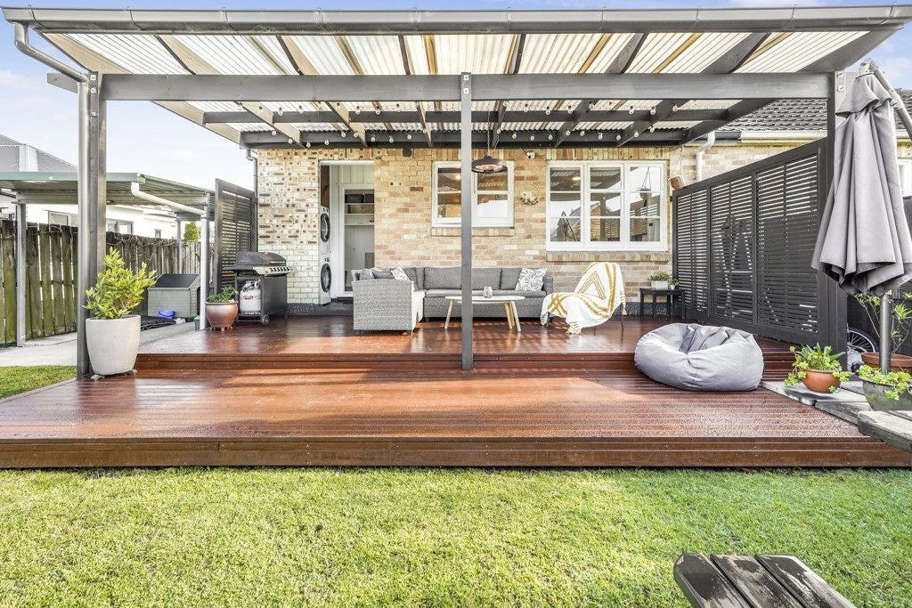 6 Graham Street, Hamilton East, Hamilton - Carousel 1