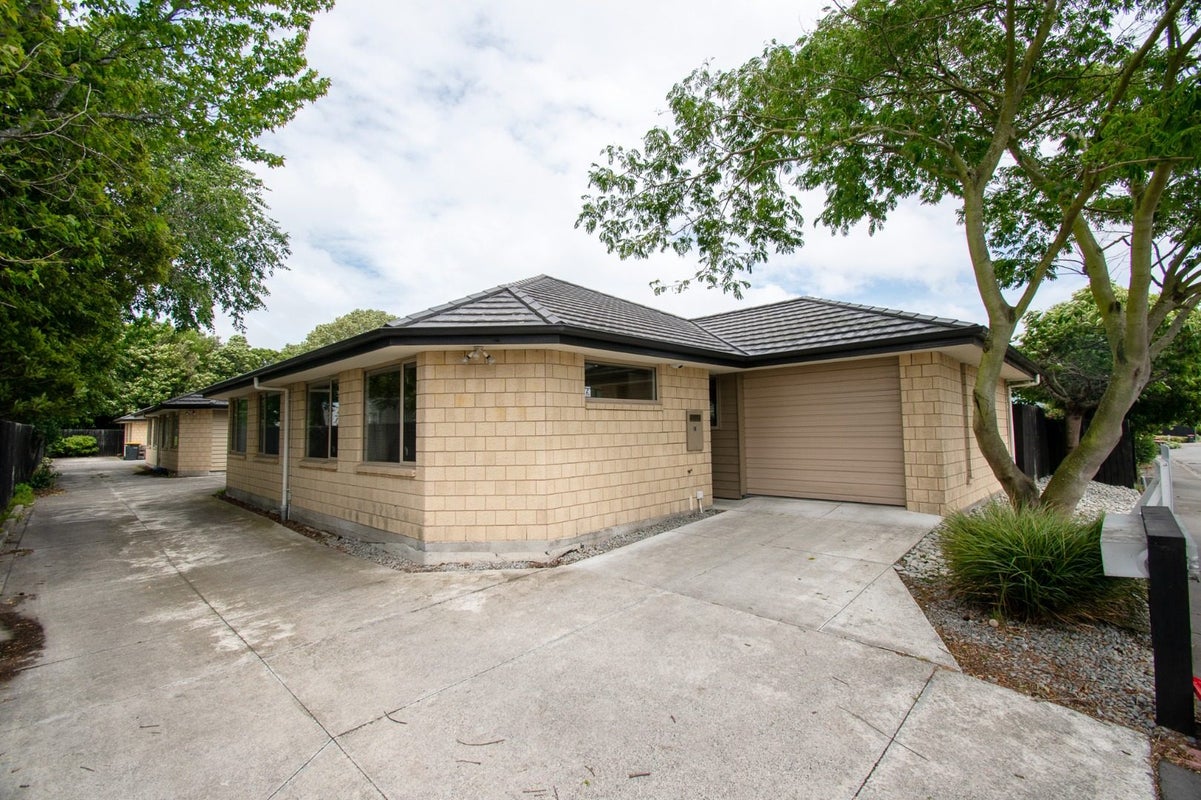12 Walpole Street, Waltham, Christchurch - Carousel 1