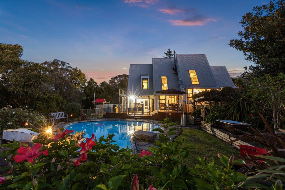34 Top Road, Albany - Carousel 2