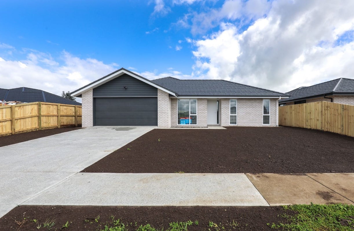 11 Ballantyne Avenue, Te Kauwhata, Te Kauwhata - Carousel 1
