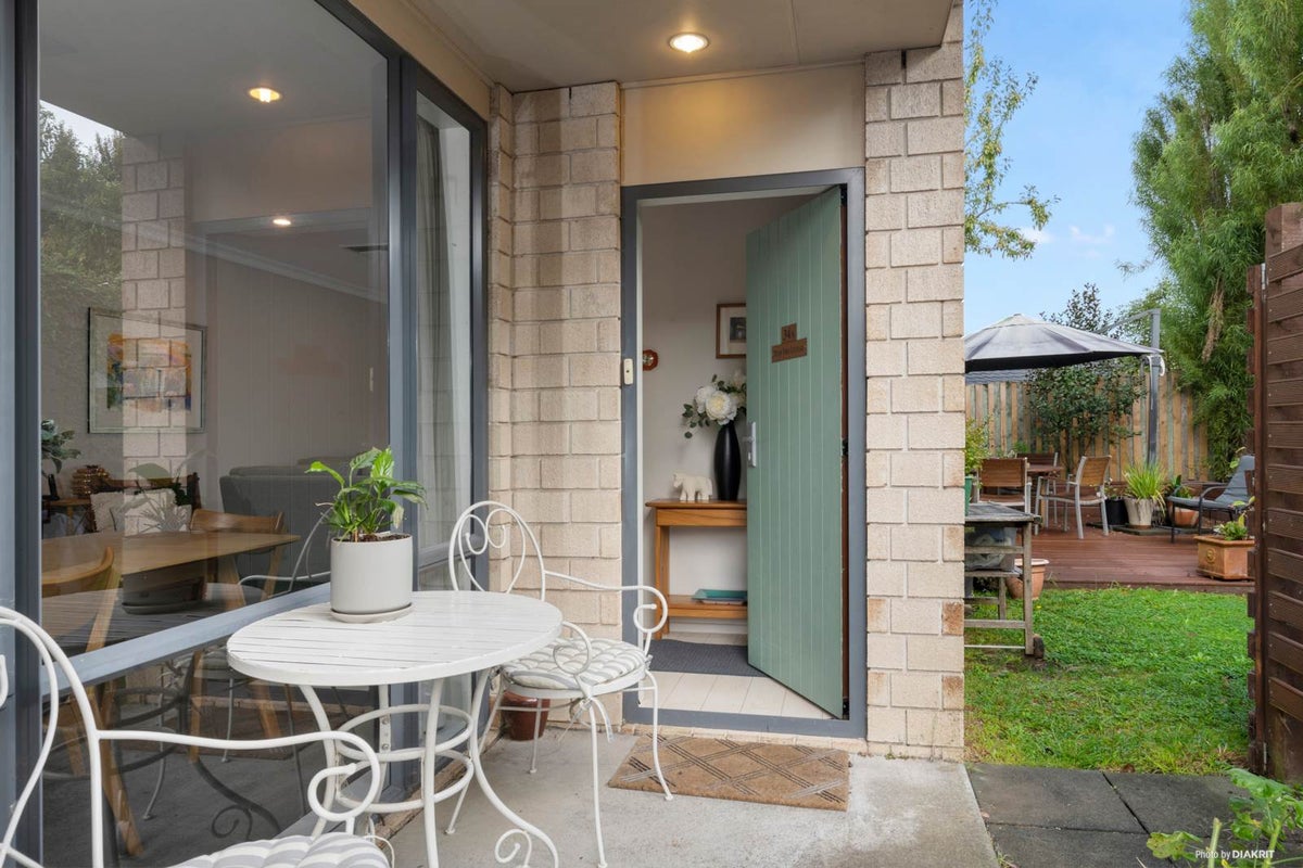 34A Abercrombie Street, Howick, Auckland - Carousel 2