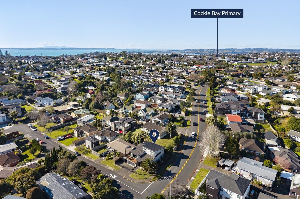 1 Cosy Place, Howick, Auckland - Carousel 34