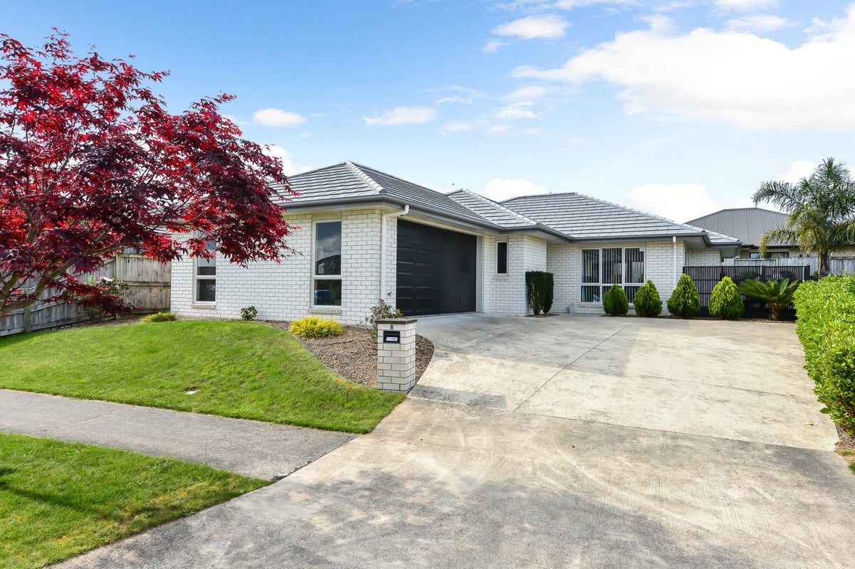 8 Trauzer Place, Flagstaff, Hamilton - Carousel 2