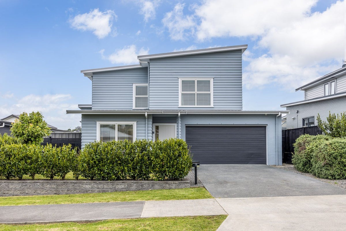 19 Kukuwai Avenue, Red Beach, Whangaparāoa - Carousel 2