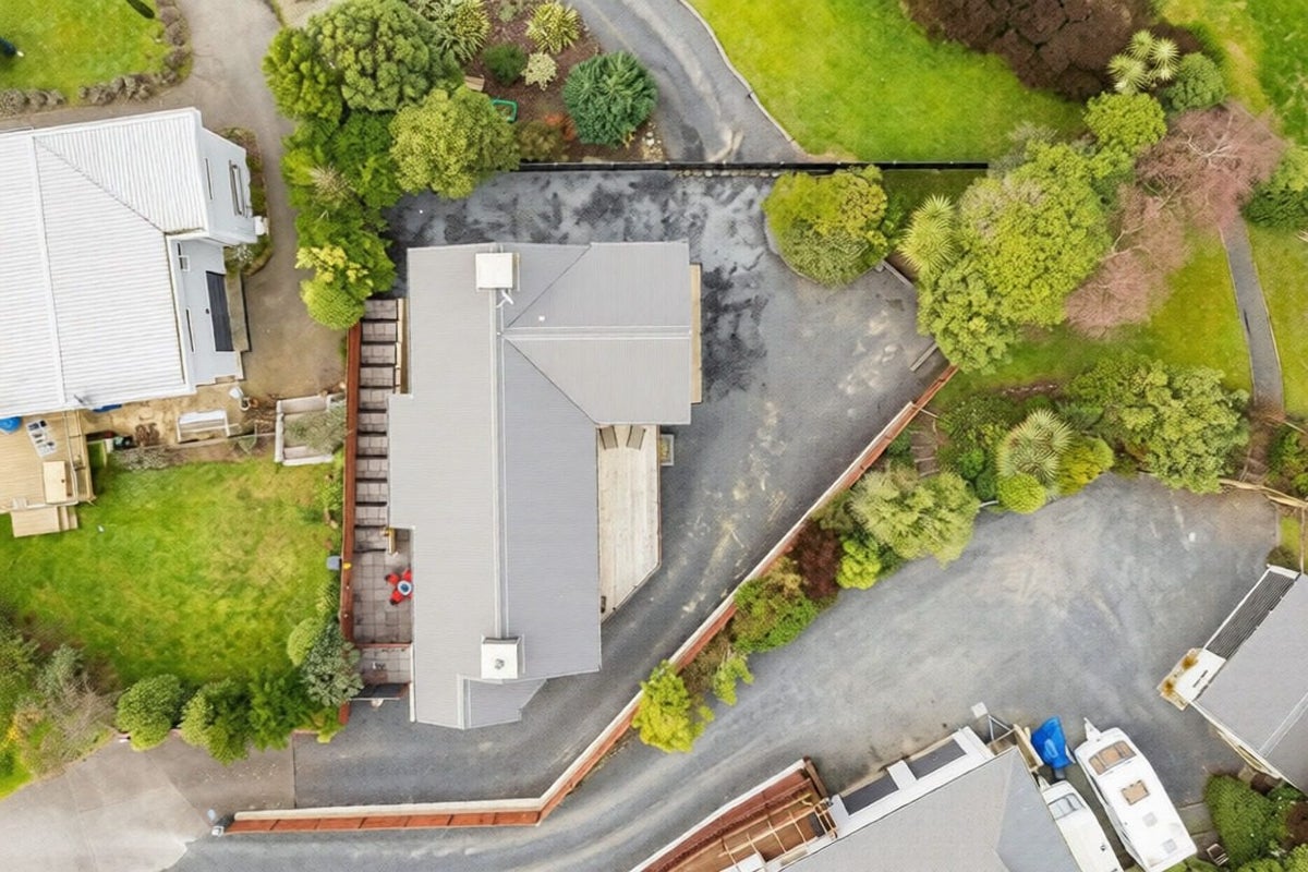 9 Craddock Place, Waldronville, Dunedin - Carousel 2