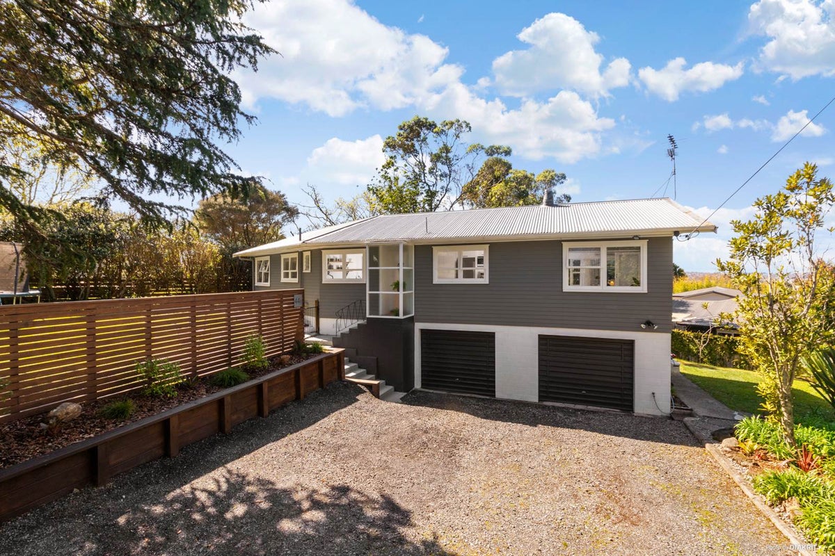 1/44B Pleasant Road, Glen Eden, Auckland - Carousel 2