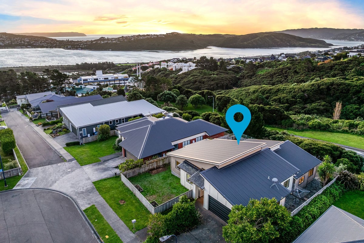 26 Aspiring Terrace, Aotea, Porirua - Carousel 27