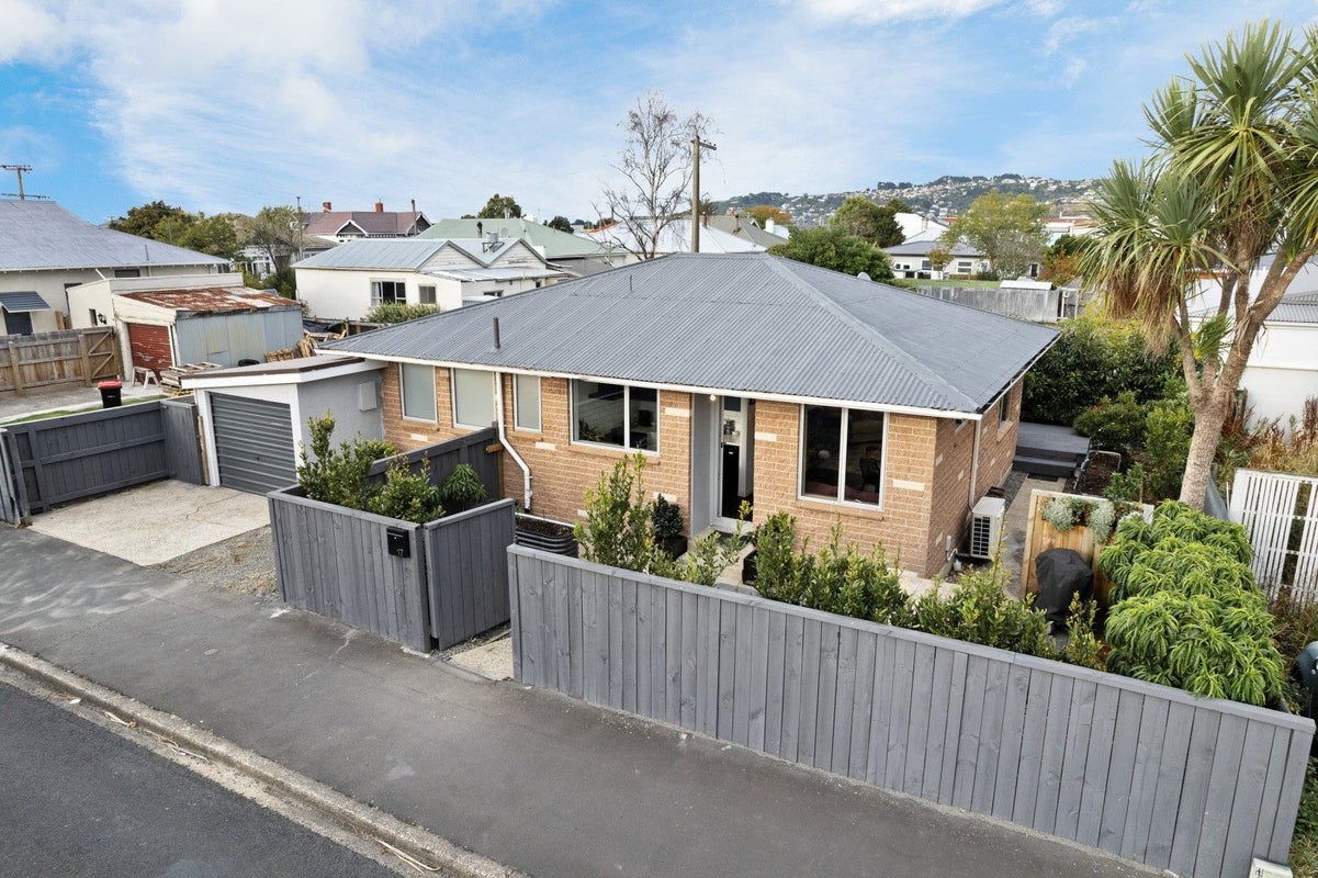 17 Fingall Street, South Dunedin, Dunedin - Carousel 1