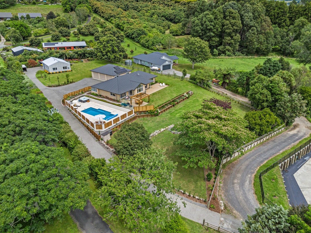98A Munro Road, Minden, Tauranga - Carousel 1