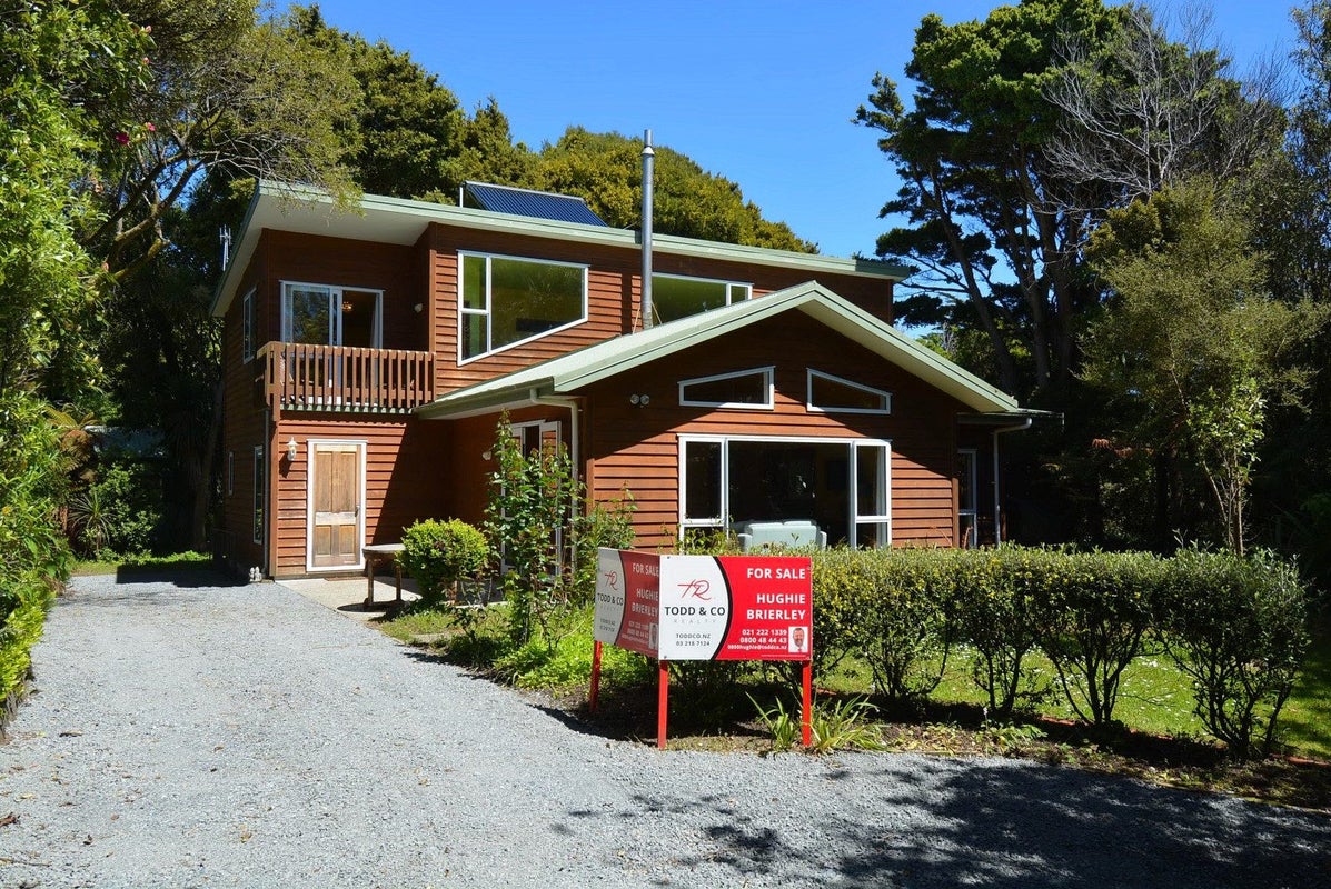 33 Rakiura Parade, Otatara - Carousel 43