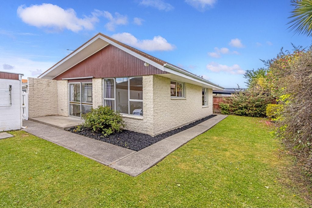 2/191 Waimairi Road, Ilam, Christchurch - Carousel 1