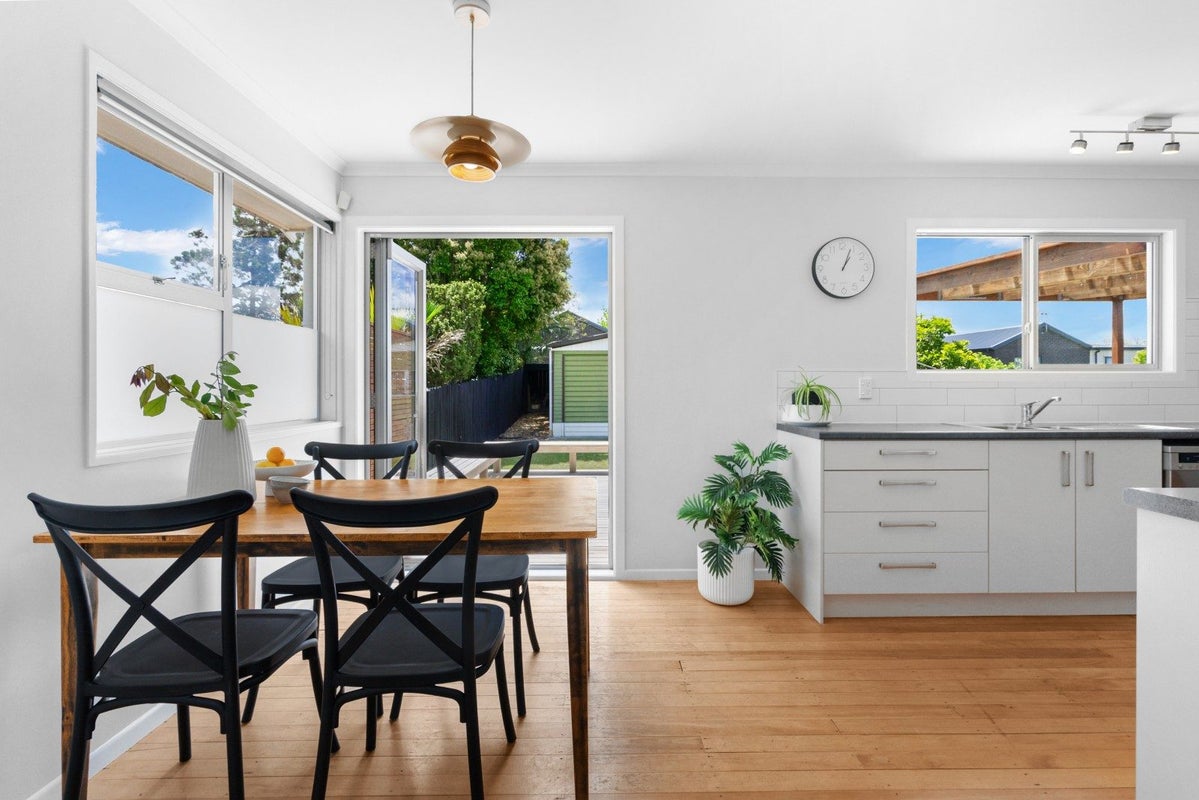49 West View Crescent, Onerahi, Whangarei - Carousel 2