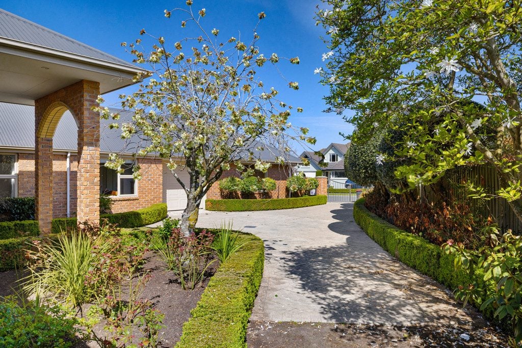 23 Lexington Place, Shirley, Christchurch - Carousel 1