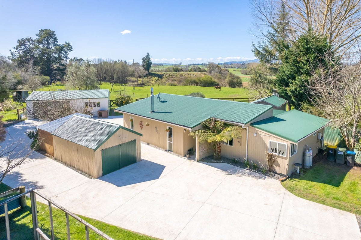 7 Ngahuia Place, Tokanui, Te Awamutu - Carousel 1