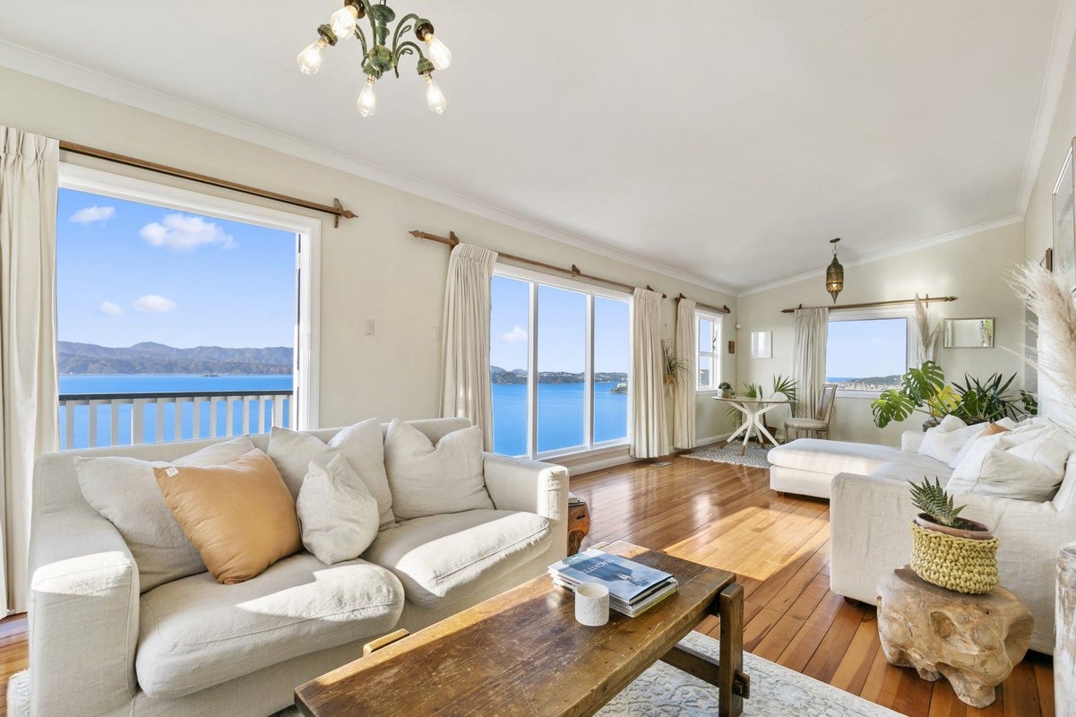 116 Nicholson Road, Khandallah, Wellington - Carousel 2