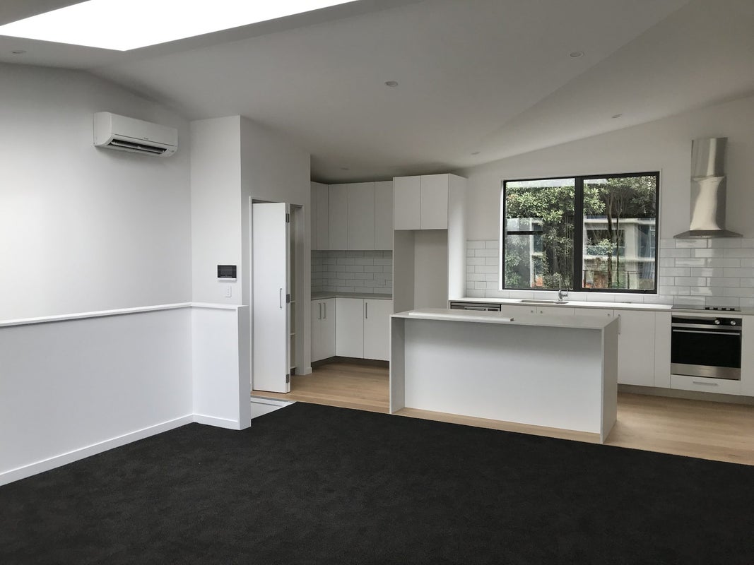 7/18 Oriental Terrace, Oriental Bay, Wellington - Carousel 2