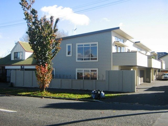48C Abbotsford Street, Whitiora, Hamilton - Carousel 1