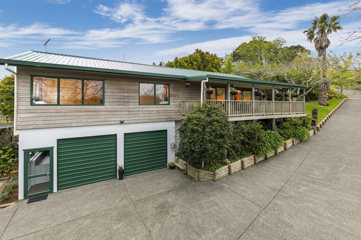 701 Ridge Road, Albany - Carousel 1
