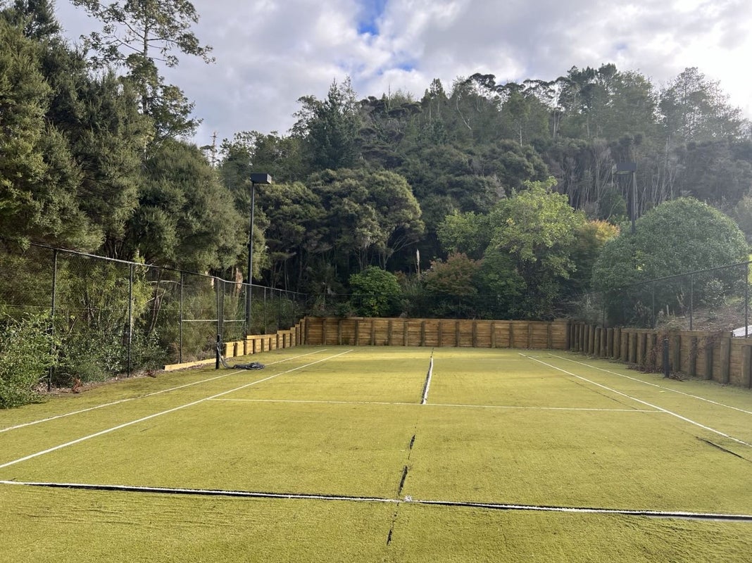 205 Paremoremo Road, Lucas Heights, Auckland - Carousel 2