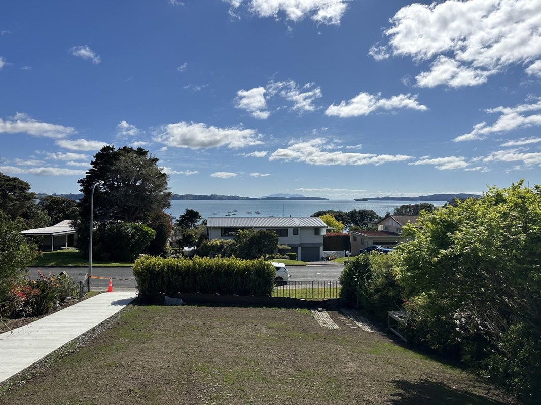 34 Willjames Avenue, Algies Bay, Warkworth - Carousel 1