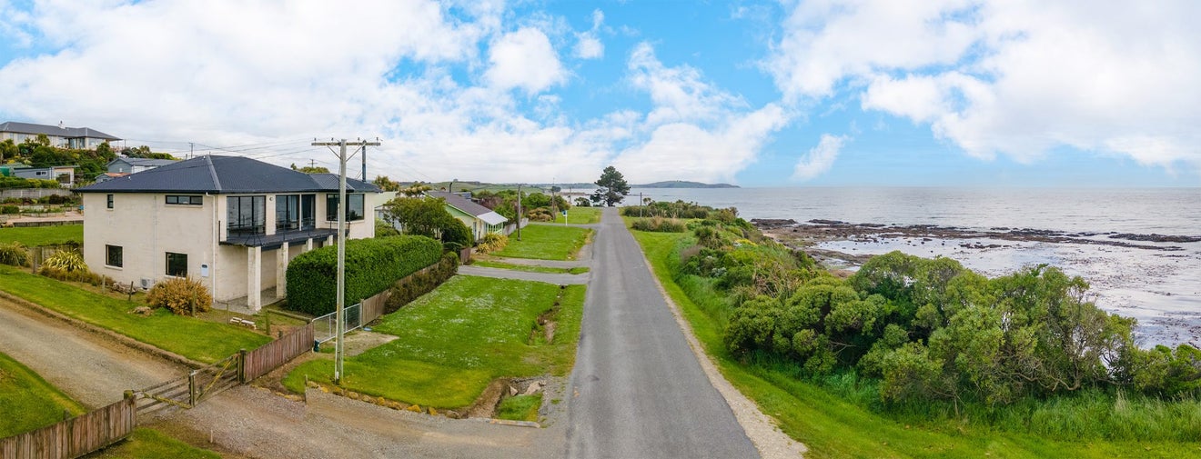 35 Harbour Terrace, Kakanui, Oamaru - Carousel 2