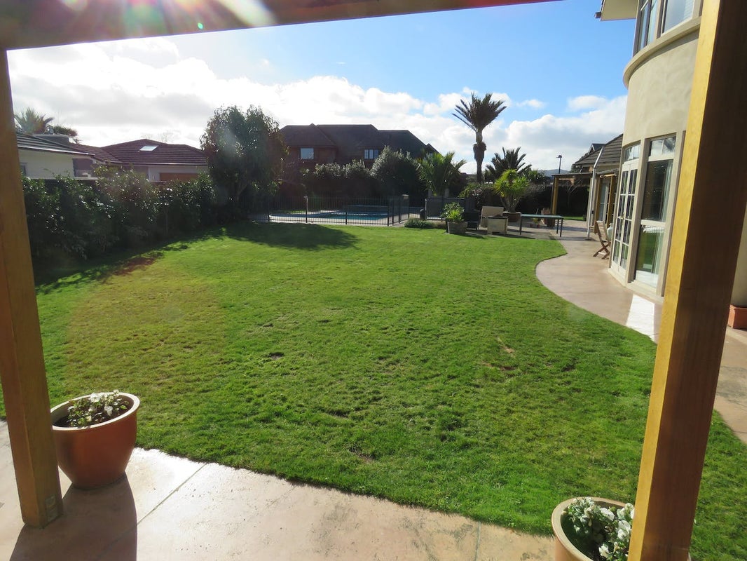 61 Laings Road, Hutt Central, Lower Hutt - Carousel 9