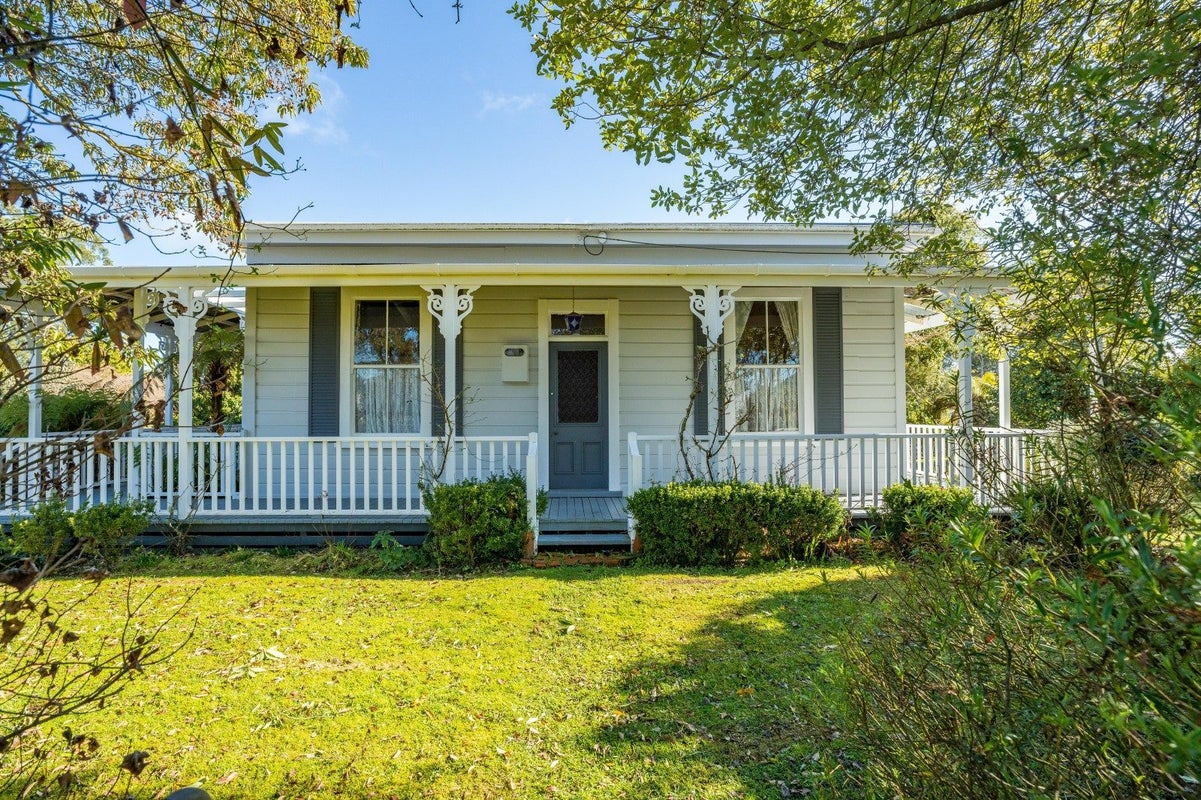 28 Oioi Street, Owhango - Carousel 2