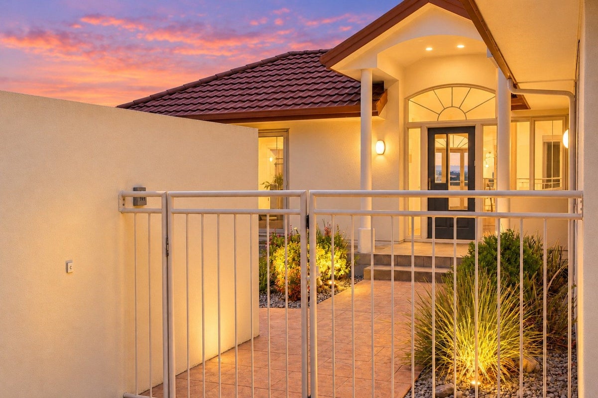 32 Kinder Street, Acacia Bay, Taupo, Waikato - Carousel 2