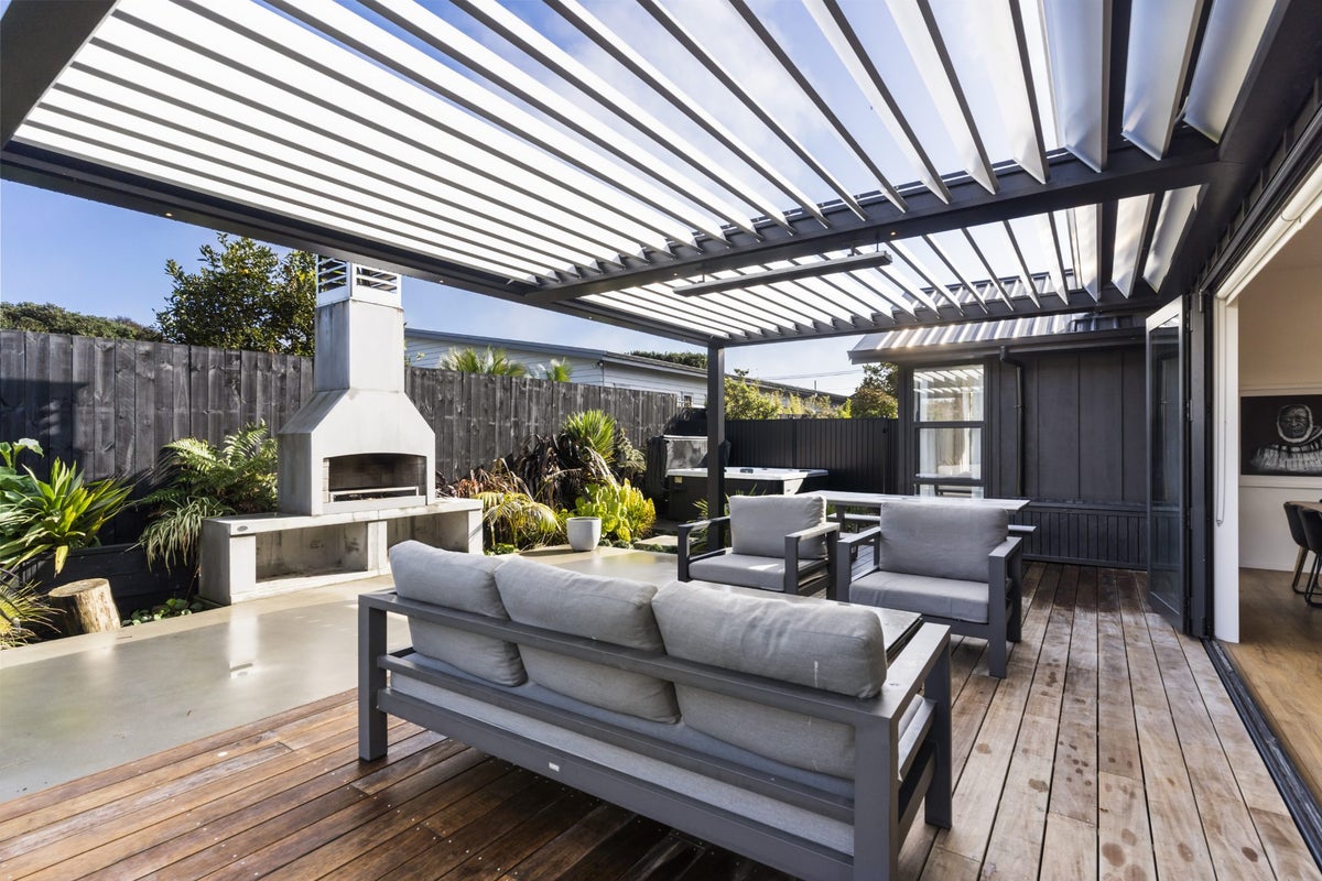 115 Second View Avenue, Beachlands, Auckland - Carousel 1