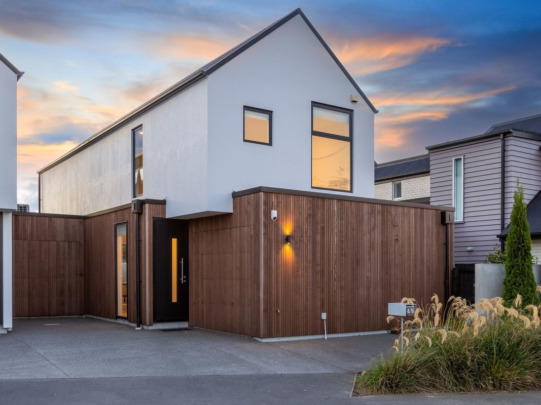 49 Wyndham Street, Papanui, Christchurch - Carousel 1