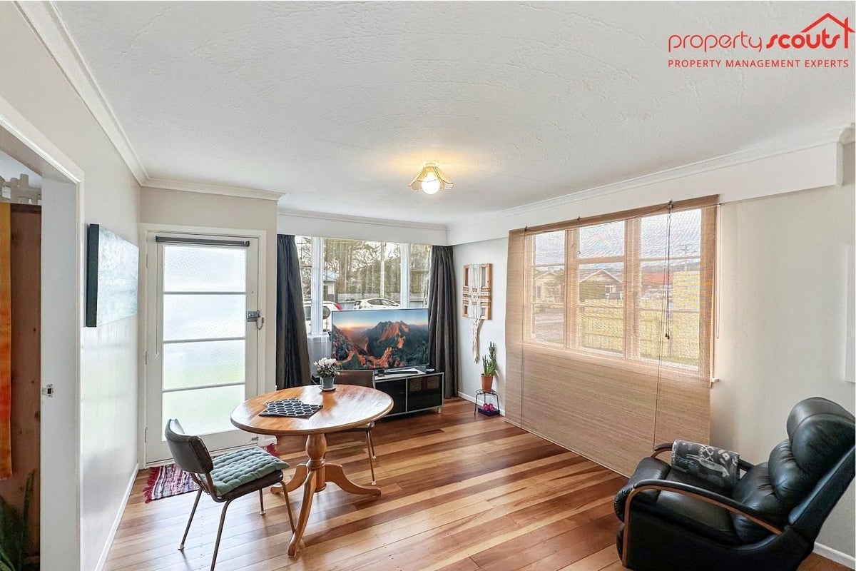 4/141 Cuba Street, Petone, Lower Hutt - Carousel 1