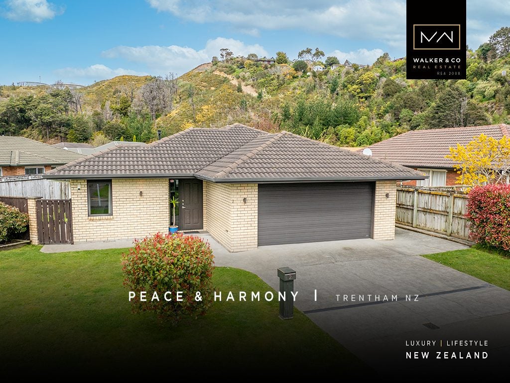 2 Evergreen Crescent, Trentham, Upper Hutt - Carousel 1