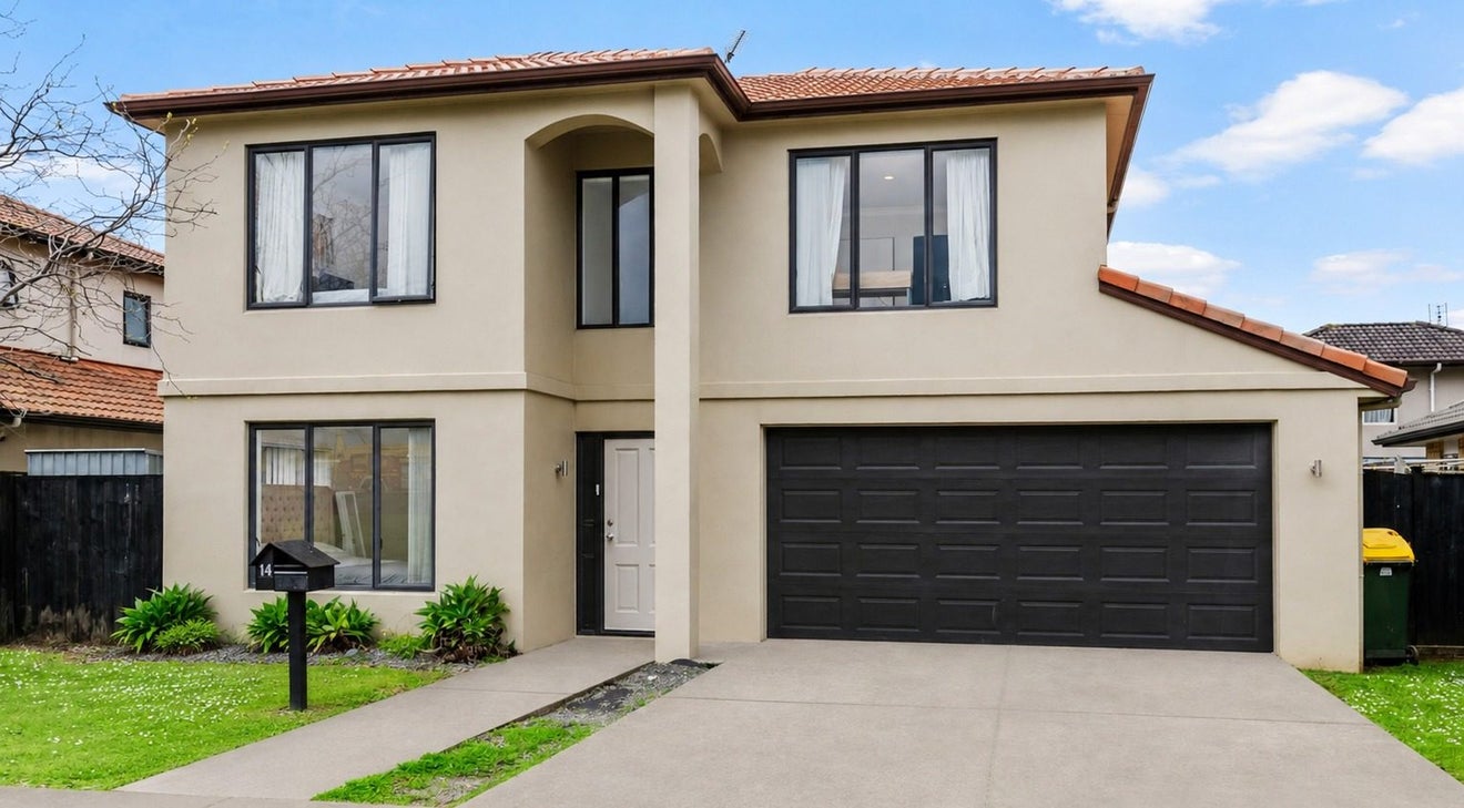 14 Shingleton Lane, Flat Bush, Auckland - Carousel 2