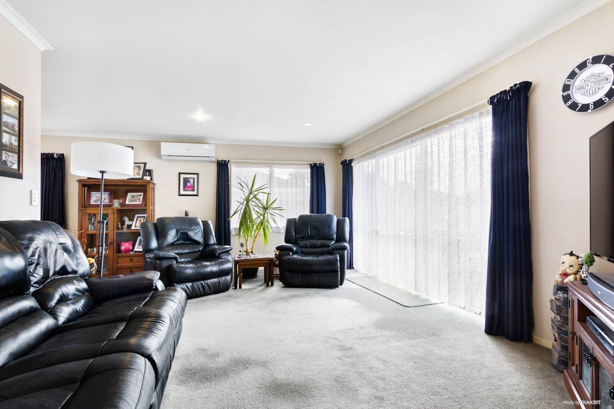 28 Takanini School Road, Takanini, Auckland - Carousel 1