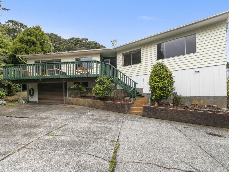 41 Petrie Street, Wainuiomata, Lower Hutt - Carousel 1