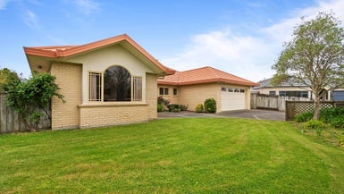 35 Madison Avenue, Milson, Palmerston North - Carousel 1