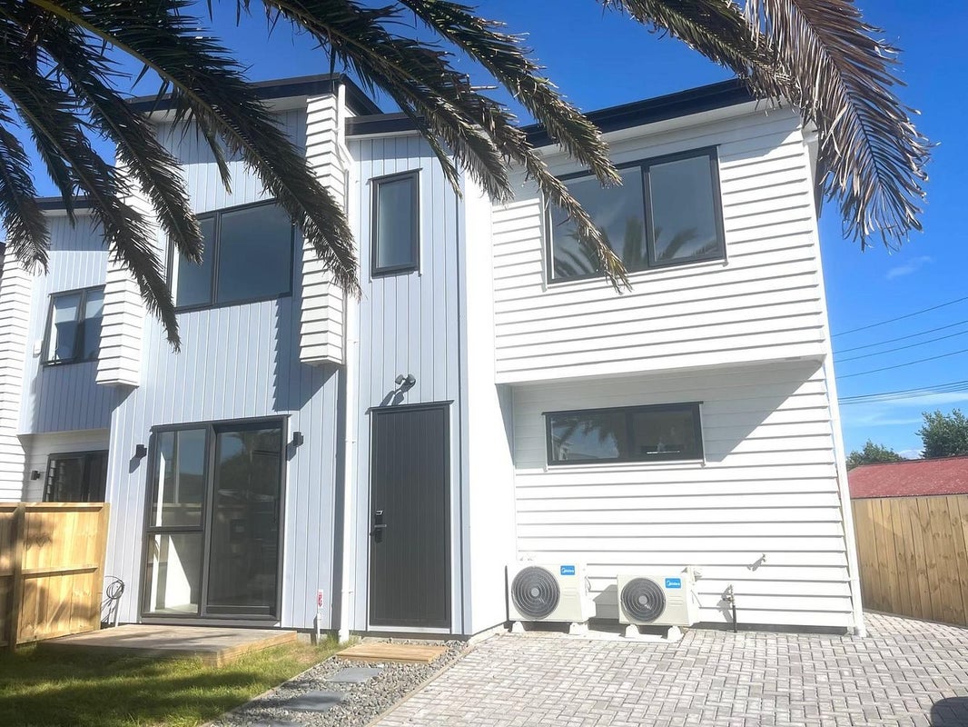 5/5 Thompson Street, Mangere East, Auckland - Carousel 1