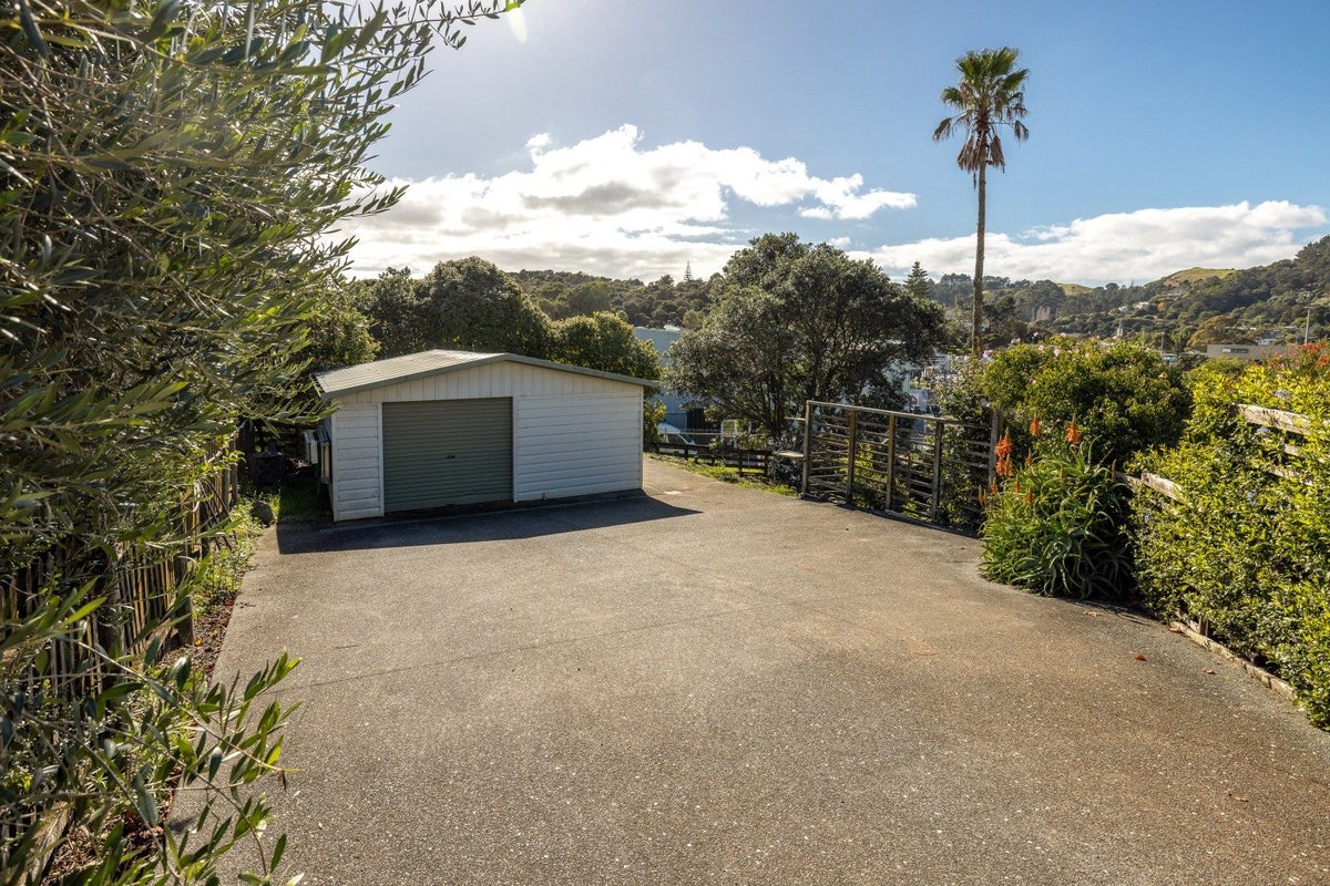 94 Ostend Road, Ostend, Waiheke Island - Carousel 2
