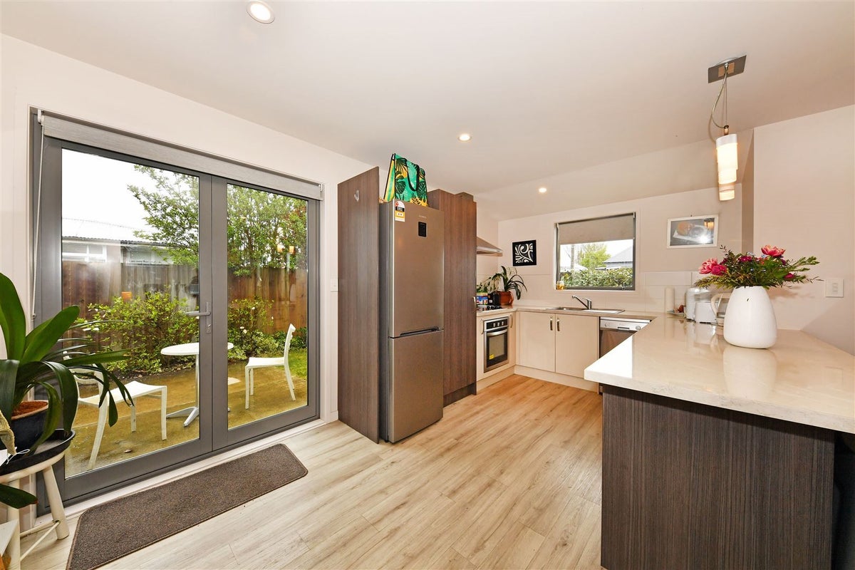 1/479 Gloucester Street, Linwood, Christchurch - Carousel 1