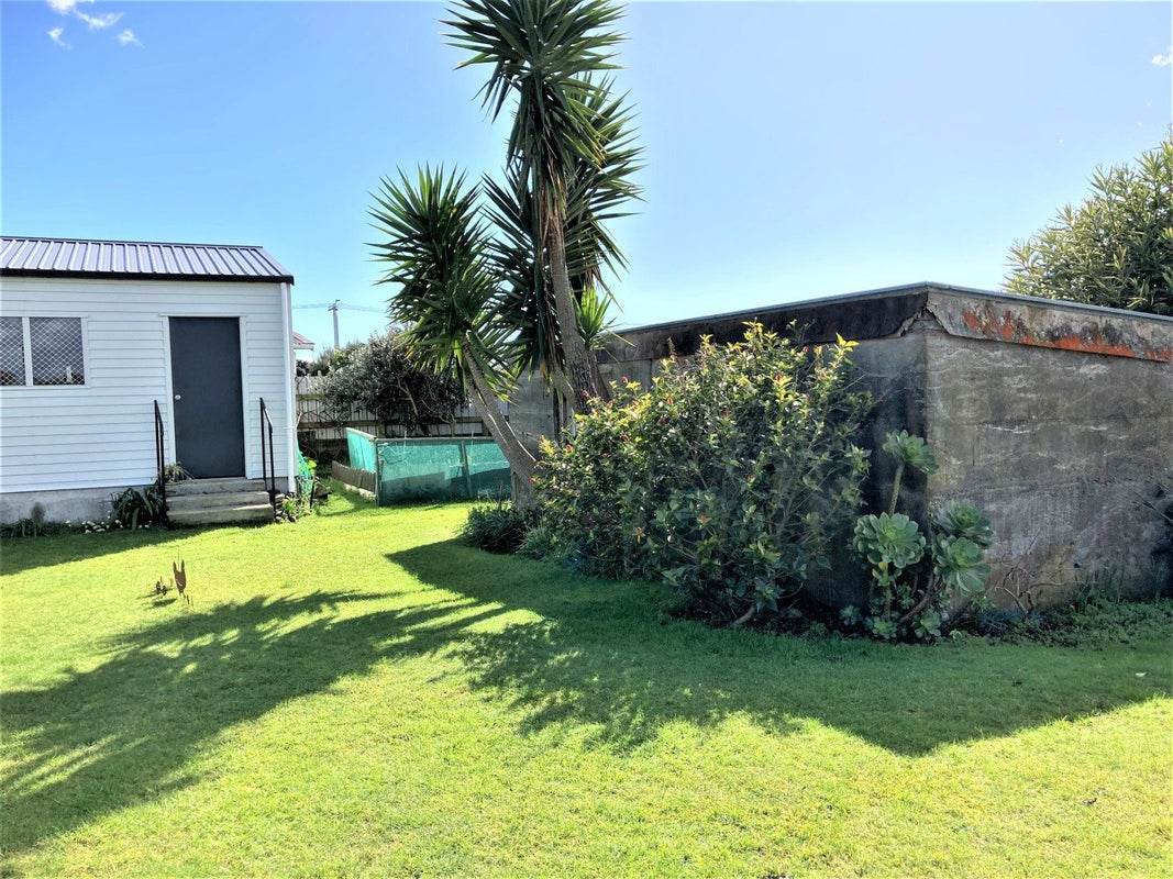 84 Grey Street, Waitara, Waitara - Carousel 21