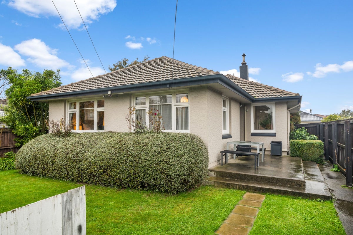 1/10 Springhill Street, Avonhead, Christchurch - Carousel 1