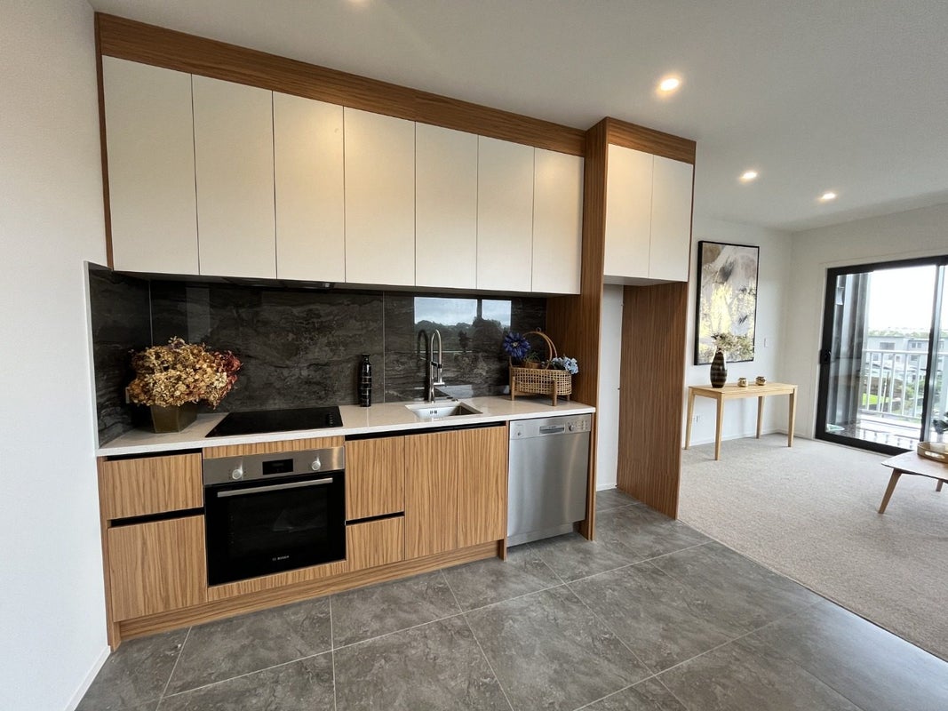 501/2A Truro Road, Sandringham, Auckland - Carousel 2