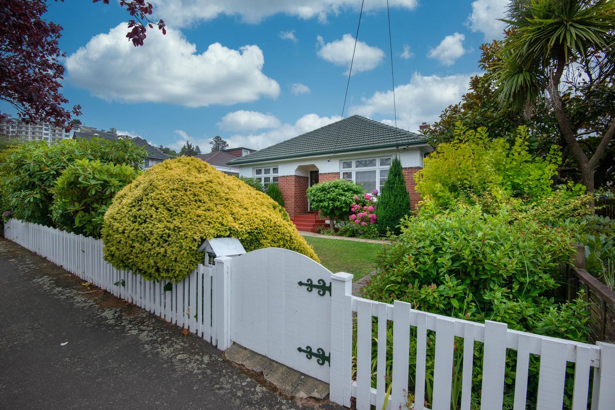 25 Wycolla Avenue, Saint Clair, Dunedin - Carousel 16