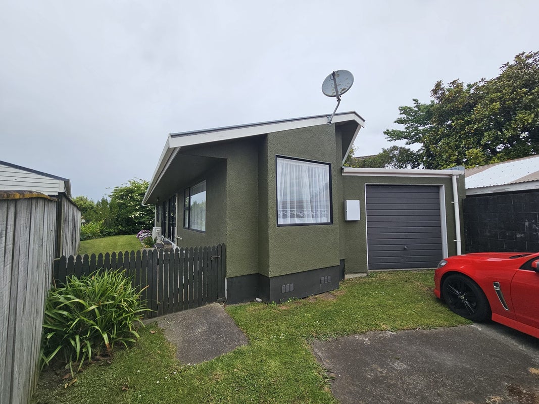 8A Busby Place, Awapuni, Palmerston North - Carousel 15