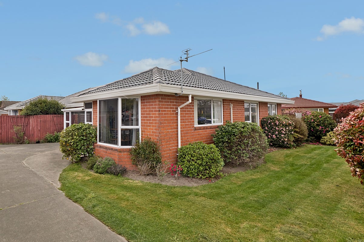 1/98 Buchanans Road, Hei Hei, Christchurch - Carousel 1