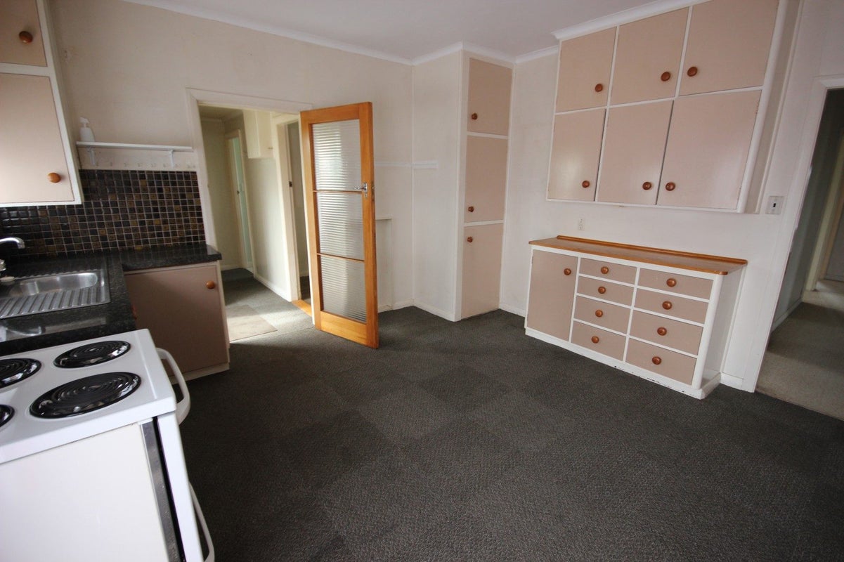 690 Pioneer Highway, Highbury, Palmerston North - Carousel 2