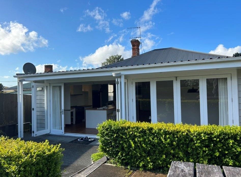 48 Fourth Avenue, Kingsland, Auckland - Carousel 1